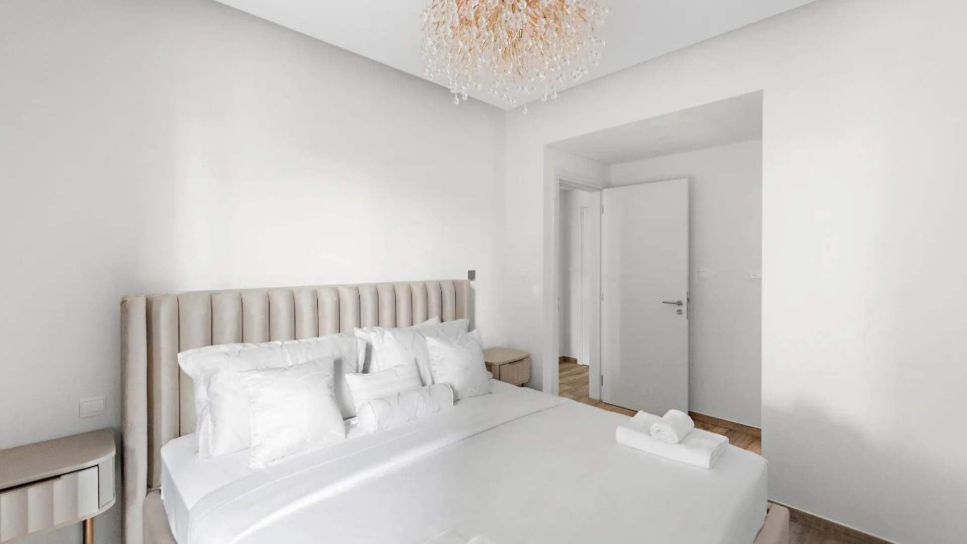 Vayk - Stylish Brand New 1 Bd With Terrace In Business Bay Διαμέρισμα Ντουμπάι